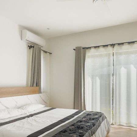 Residence Coastal View - Privilege Appartement In The Heart Of Grand-Baie エクステリア 写真